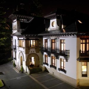 Hotel Palacio de Arias (Navia)